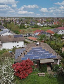 Haus mit Vogesenblick auf großem Grundstück. - Buggingen