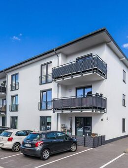 BARRIEREFREIE, SEHR MODERNE WOHNUNG IM 2. OBERGESCHOSS - BAUJAHR 2021 - KFW 55 EFFIZIENZHAUS - Warstein