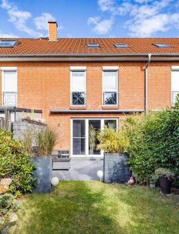 Modernes Mittelreihenhaus am Südrand von Bad Bramstedt E-Klasse B + Terrasse mit Garten + STP - Bad Bramstedt