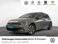 VW Golf, 1.5 VIII eTSI Active, Jahr 2023 - Berlin