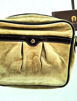 Original Aigner Umhängetasche bottlegreen - Würzburg