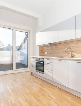 Loftartige Dachgeschosswohnung mit Dachterrasse und optionaler Raumaufteilung! Sanierter Zustand! - Berlin