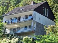 Für Naturliebhaber & Sportbegeisterte 1-2 Familienhaus in guter Wohnlage mit herrlichem Ausblick auf die Wachtenburg - Wachenheim (Weinstraße)