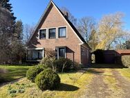 Wohnhaus in Küstennähe mit Grundstück in Westausrichtung - Wittmund