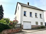 Illingen: Freist. 1 Fam.-Haus mit Garten - Illingen (Saarland)
