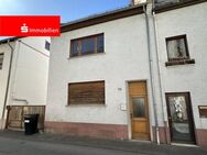 KERN-Sanierungsbedürftiges Stadthaus in gesuchter Wohnlage! - Offenbach (Main)