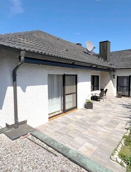 Hochwertiger Bungalow mit gepflegtem Garten in Eggolsheim - Eggolsheim