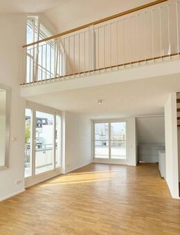 Exklusive Maisonette-Dachgeschosswohnung mit Galerie, Balkonen - Frankfurt (Main)