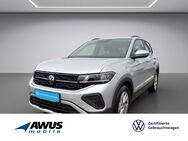 VW T-Cross, 1.0 TSI Life, Jahr 2024 - Schwerin