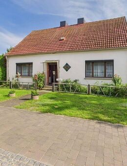 Eigenheim mit Riesen-Grundstück - Ideal für Selbermacher! - Elbe-Parey