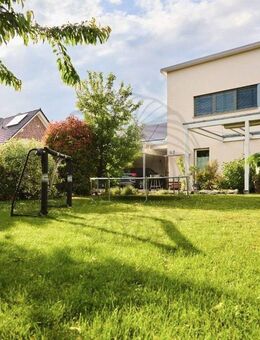 Usingen: Architektenhaus in gehobener nachhaltiger Qualität und attraktiver Lage!! - Usingen