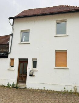 Einfamilienhaus mit Charme und Potential im Ortskern von Hungen - Utphe - Hungen