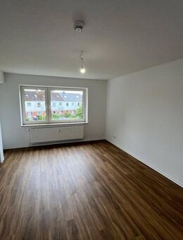 Schöne 2,5 Zimmer Wohnung im Grünen. Mieter vorhanden - Kiel