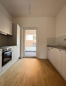Dein Zuhause im Limmerquartier - Erstbezug einer 4- Zimmer Wohnung mit EBK und zwei Loggien - Hannover