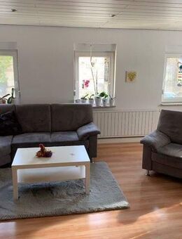 Charmante Doppelhaushälfte in zentraler Lage von Walddorfhäslach - Walddorfhäslach