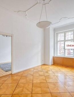 IMMOBERLIN.DE - Schöne Lage! Großzügige Stuck-Altbauwohnung mit ruhiger Loggia - Berlin