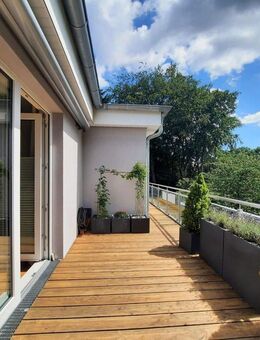 Penthousewohnung S/W Lage in Bad Schwartau am Kurpark in Ostseenähe - Bad Schwartau