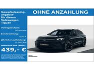 VW Tiguan, 1.5 R-LINE EHYBRID BLACK STYLE, Jahr 2022 - Neuss