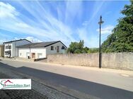 BAUGRUNDSTÜCK + 3 WOHNUNGEN MIT GARTEN UND GARAGEN IN PERL-NENNIG! - Perl