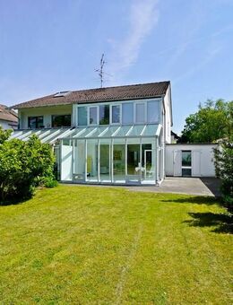 ELVIRA - Trudering, wunderschöne Doppelhaushälfte mit großzügigem Garten - München