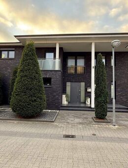 Stilvolle Villa mit exklusivem Saunahaus und Außenpool - Neuenkirchen (Nordrhein-Westfalen)