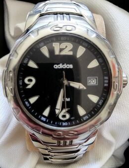 Sehr schöne "adidas Uhr" - Müllheim Zentrum