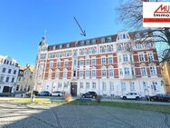 Barrierefreie Dachgeschosswohnung mit Fahrstuhl - Ideal für Senioren im Stadtzentrum - Zeitz