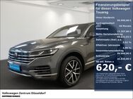 VW Touareg, 3.0 TSI Atmosphere, Jahr 2022 - Düsseldorf
