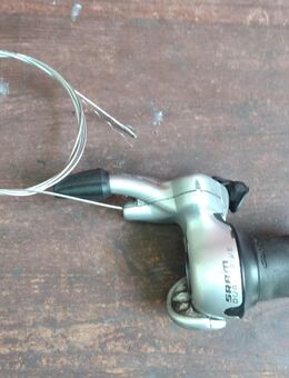 SRAM DUALDRIVE 3 x 9 Schalthebel defekt dual drive - Frankfurt (Main)
