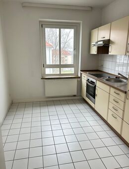+++ ATTRAKTIVE WOHNUNG MIT SÜD - BALKON UND EBK AUF EINER RUHIGEN NEBENSTRASSE +++ - Chemnitz