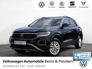 VW T-Roc, 1.5 TSI Life, Jahr 2023 - Berlin