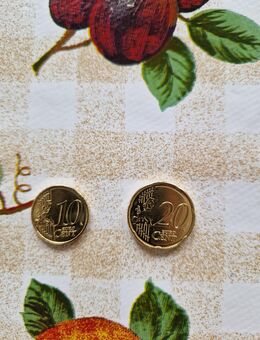 1x 10 Cent von Simone Veil & 1x 20 Cent von Josepine Baker - Essen