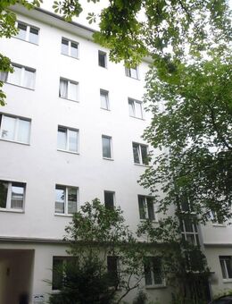Eigentumswohnung im 4. OG in Berlin Steglitz - Berlin