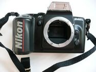 Analoge Foto Kameras 1x Nikon F-401x und 1x Nikon F-401 AF- ohne Objektiv - Angelbachtal