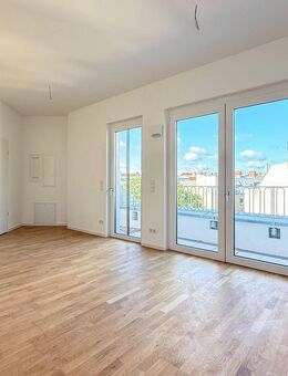 Kompakte Dachgeschosswohnung nah Schloß Charlottenburg - 2,5 Zimmer am Mierendorffplatz - Berlin