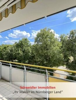 Blick ins Grüne: 4-Zimmer-ETW mit Balkon, 2 Bädern und TG-Stellplatz in Nürnberg (3. OG mit Lift) - Nürnberg