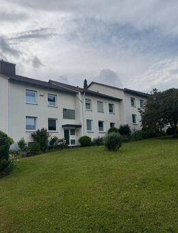 Ruhige 3-Zimmer-Wohnung mit Terrasse - Hameln