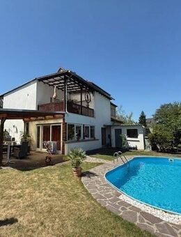 ***Wohn- und Geschäftshaus in sehr guter Lage mit herrlichem Garten und großem Pool*** - Hanau (Brüder-Grimm-Stadt)
