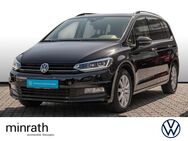 VW Touran, 2.0 TDI Highline, Jahr 2019 - Geldern