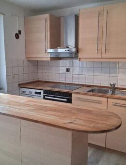 Lameystraße: 3 ZKB mit Balkon und Einbauküche - Mannheim