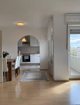**Offenes Bieterverfahren** 3 Zimmer Wohnung in Ludwigshafen - Ludwigshafen (Rhein)