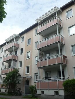 Kernsanierte Hochparterrewohnung mit Balkon als Kapitalanlage! - Frankfurt (Main)