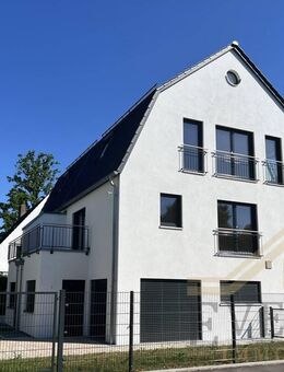 Fertiggestellte wunderschöne Neubau-Doppelhaushälfte zum Erstbezug in München-Waldtrudering, Haus 1 - München