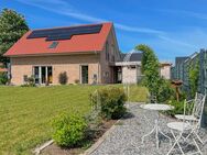 KfW 40 Plus Standard! Neuwertiges Einfamilienhaus auf großem Grundstück in Brest - Brest