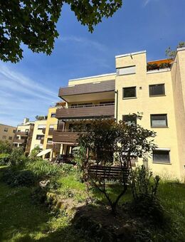 Großzügige 3,5-Zimmerwohnung mit sonnigem Balkon und Blick ins Grüne - Filderstadt