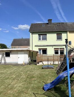 Ruhig, naturverbunden, familienfreundlich: Doppelhaushälfte mit großem Garten in Moers-Vennikel - Moers