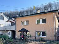 Renovierungsbedürftiges Einfamilienhaus mit Einliegerwohnung in Koblenz Braubach - Braubach