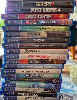 19 Playstation 4 Spiele und 1 Playstation 5 Spiel - Berlin Mitte