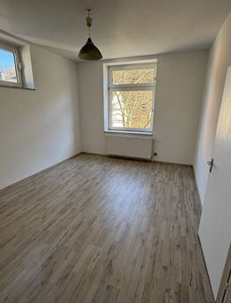 MFH, 8 Wohneinheiten, 10 Garagen, Garten in Hagen - Hagen (Stadt der FernUniversität)