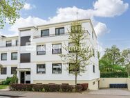 Geräumige Etagenwohnung im 1. Obergeschoss mit Terrasse und Tiefgaragenstellplatz! - Bergisch Gladbach